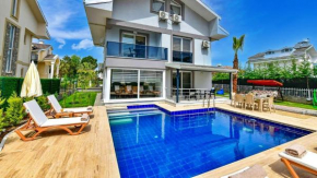 Fethiye 4 Bedroom Villa - 5847